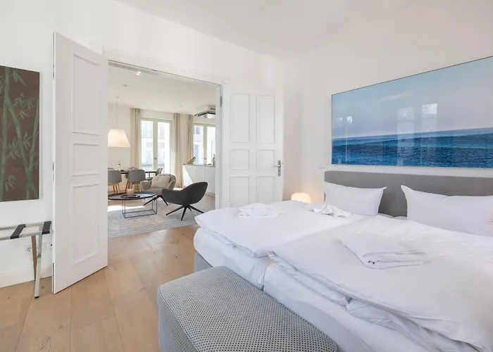 First Cozy Cliff * Sellin (Rugen)